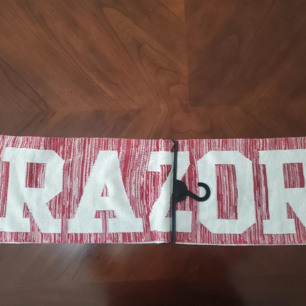 Arkansas Razorback Scarf - Picture 1 of 8